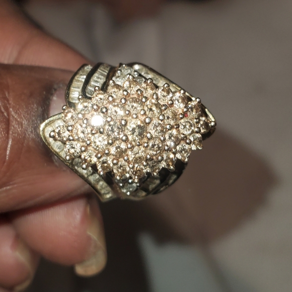 Ring - Picture 4 of 4